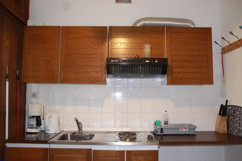 Mediterranean Oasis Apartments Baška Eksteriør billede